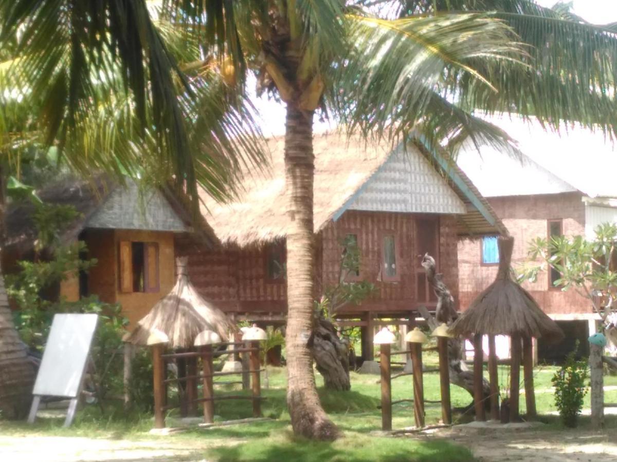 Asari Timo Cottage Karimunjawa Εξωτερικό φωτογραφία