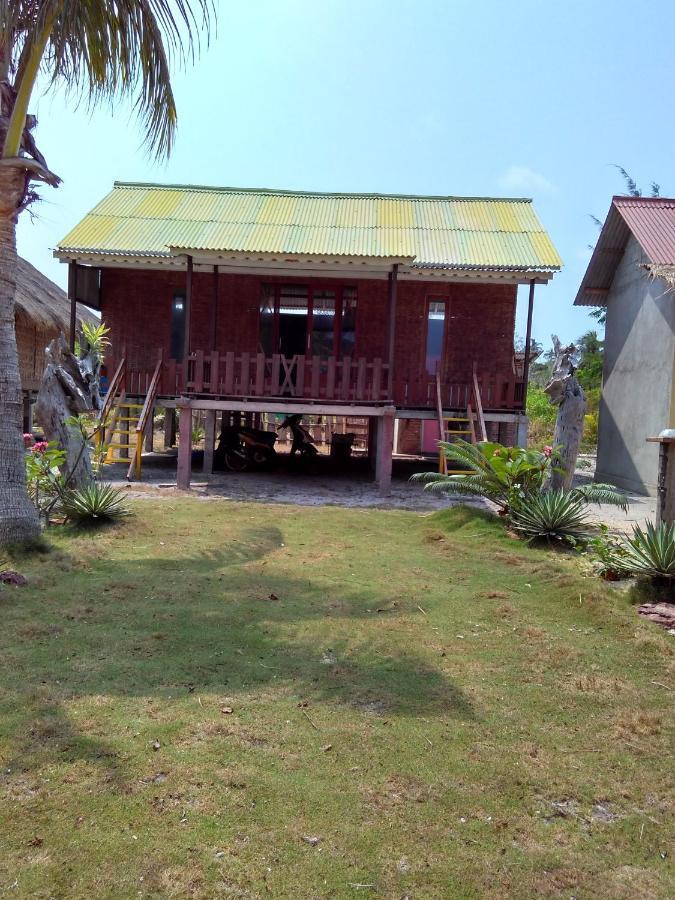 Asari Timo Cottage Karimunjawa Εξωτερικό φωτογραφία