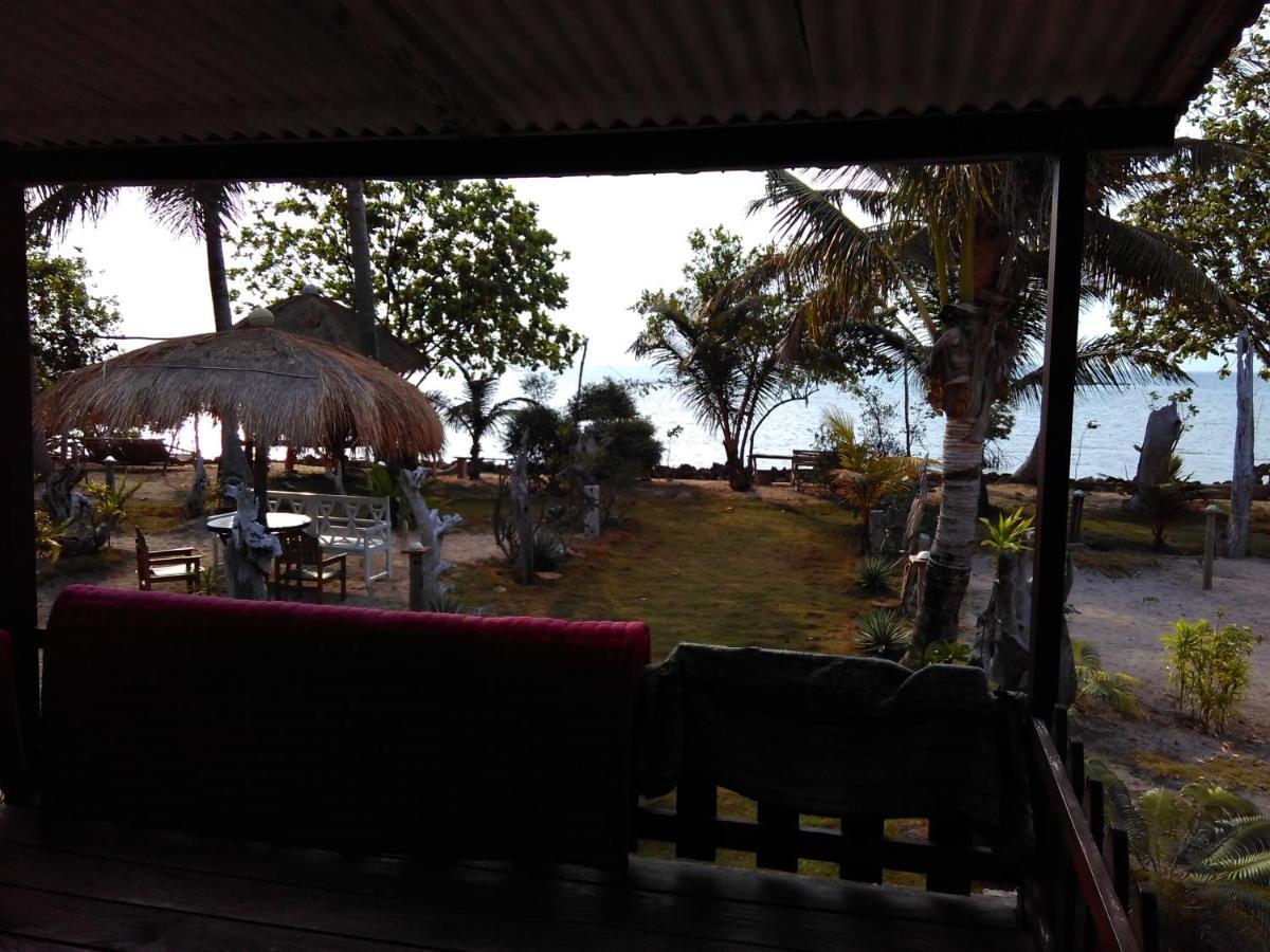Asari Timo Cottage Karimunjawa Εξωτερικό φωτογραφία