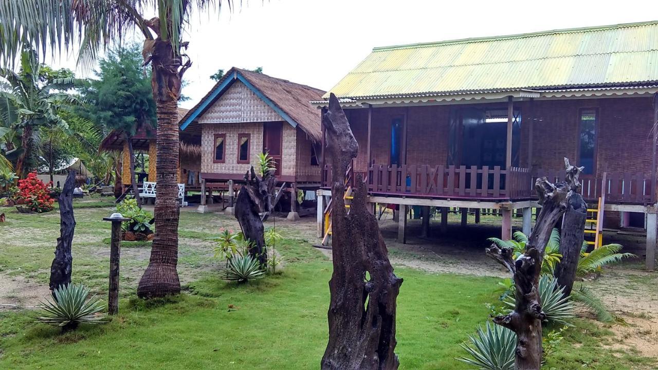 Asari Timo Cottage Karimunjawa Εξωτερικό φωτογραφία